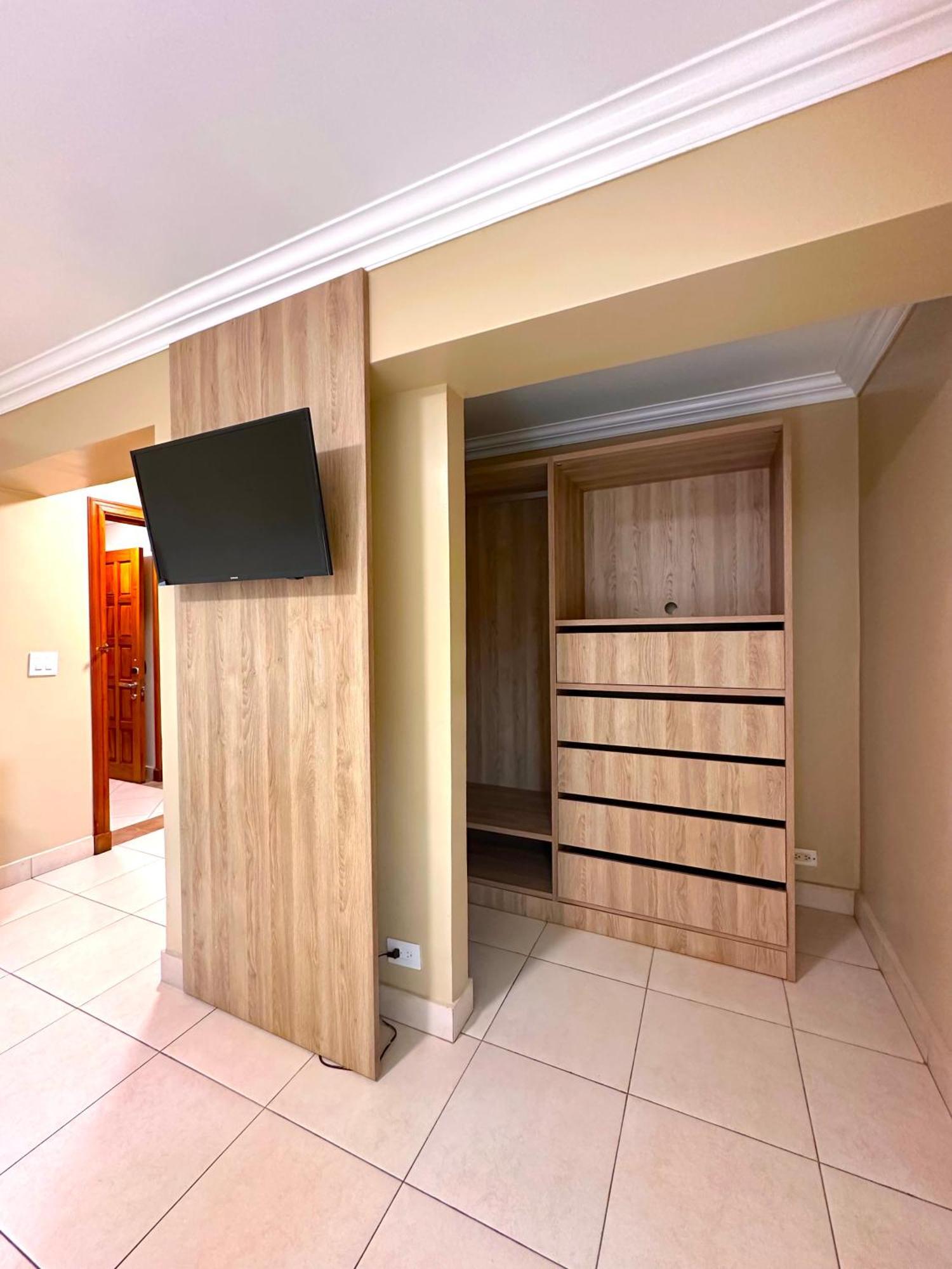 Hotel Andros Колон Экстерьер фото